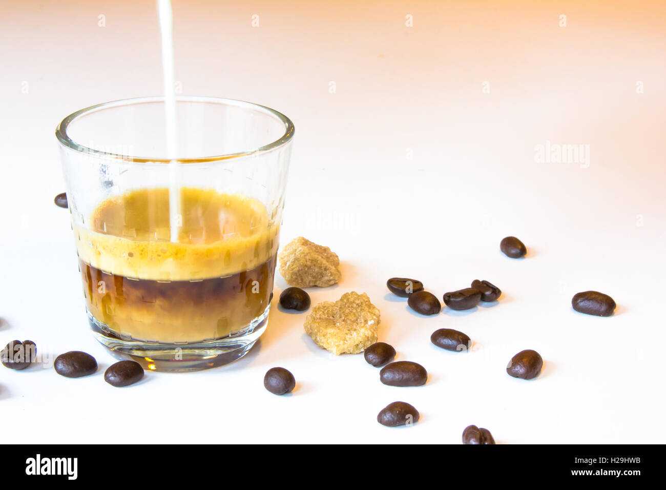 Bevanda di Latte Espresso Foto Stock