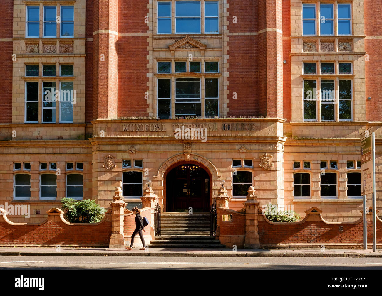 La Jacobiana architettura di stile di quello che era originariamente il Municipal Technical College, ora City College Brighton & Hove. Foto Stock
