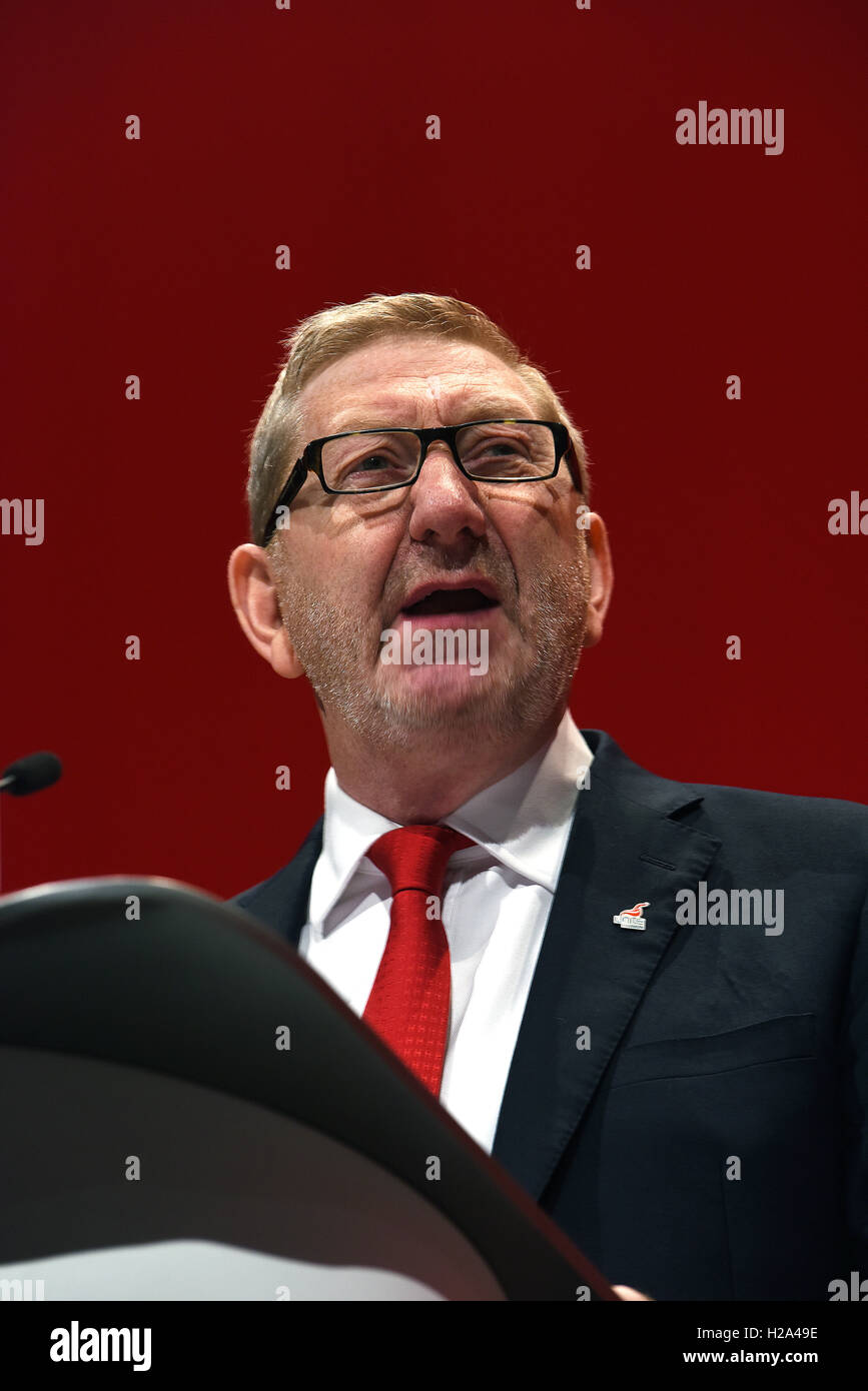 Liverpool, Regno Unito. 26 Settembre, 2016. Len McCluskey Segretario generale Unite parlando in occasione del congresso del partito laburista la Liverpool Credit: Della Batchelor/Alamy Live News Foto Stock