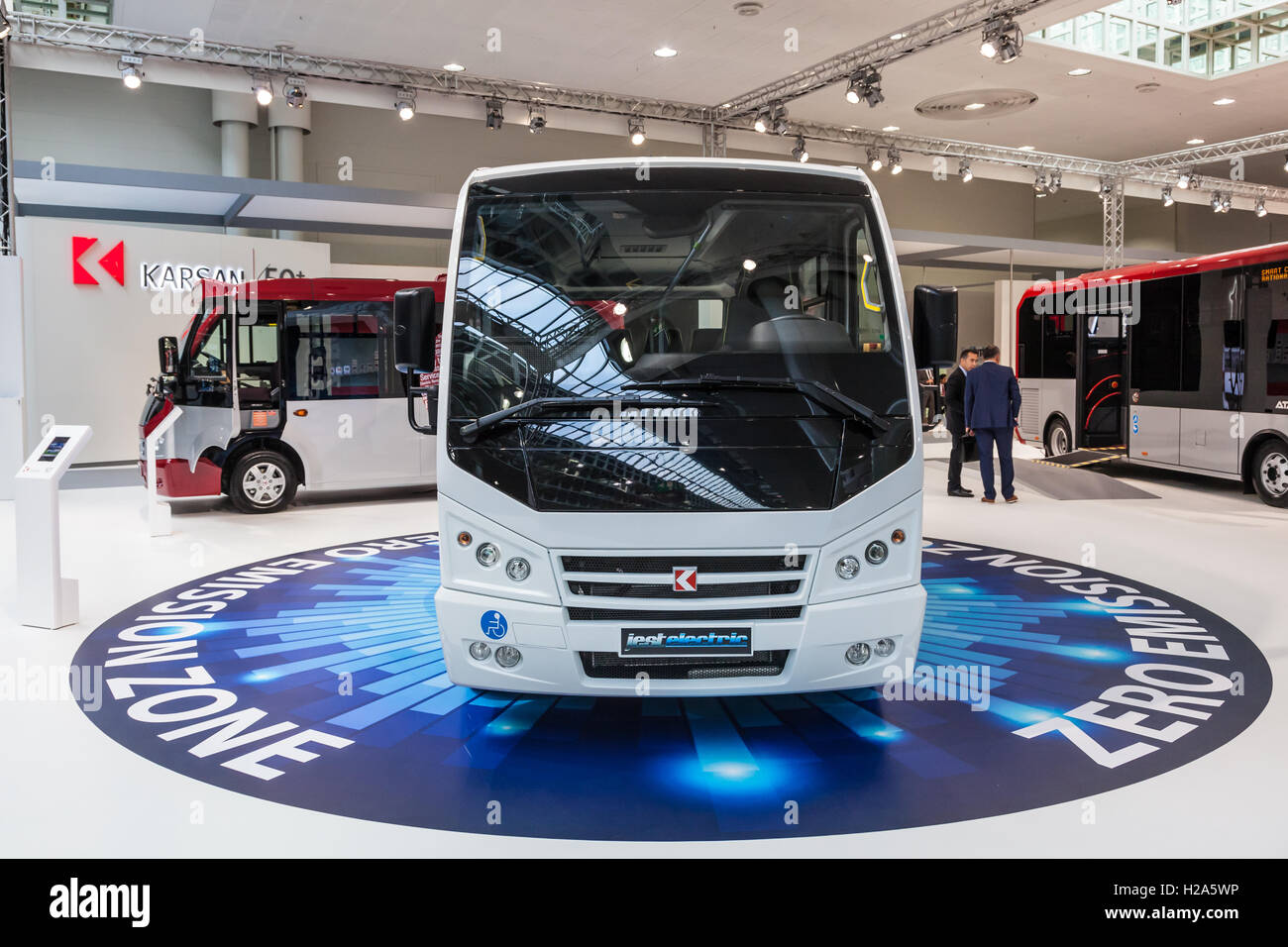 Il bus elettrico della società turca KARSAN Foto Stock