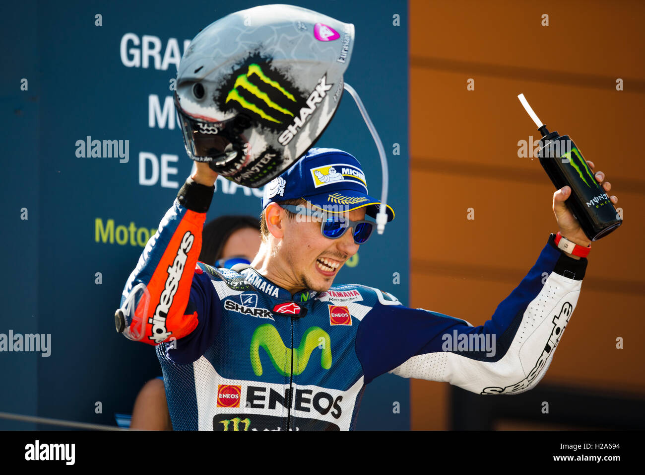 Alcaniz, Spagna. Xxv Sep, 2016. #99 Jorge Lorenzo (SPA) Movistar Yamaha MotoGP. Movistar Gran Premio di Aragon della Moto GP. Il circuito Motorland, Alcaniz. Il giorno della gara. Credito: Jose Breton/Pacific Press/Alamy Live News Foto Stock