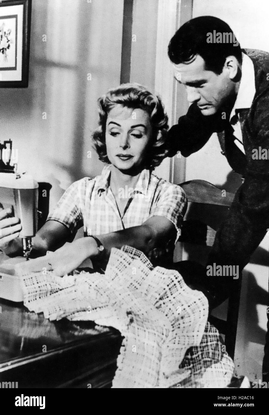 La donna REED ci mostrano le serie TV 1958-1966. Donna Reed come donna Pietra con schermo pediatra marito Carl Betz Foto Stock