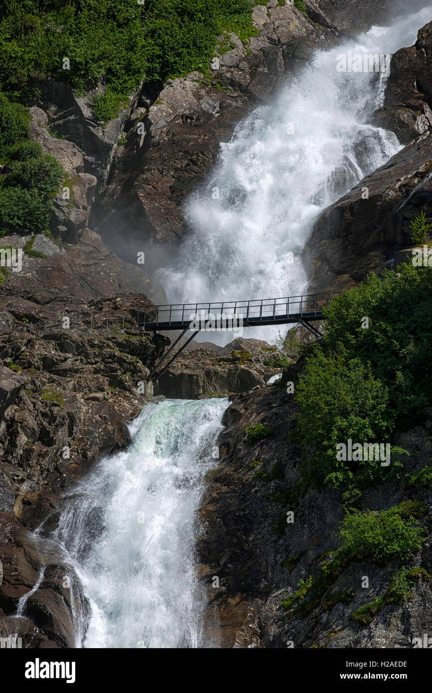 Cascate del Rutor, Bridge, Valle d'Aosta, Alpi Graie, Italia, Europa Foto  stock - Alamy
