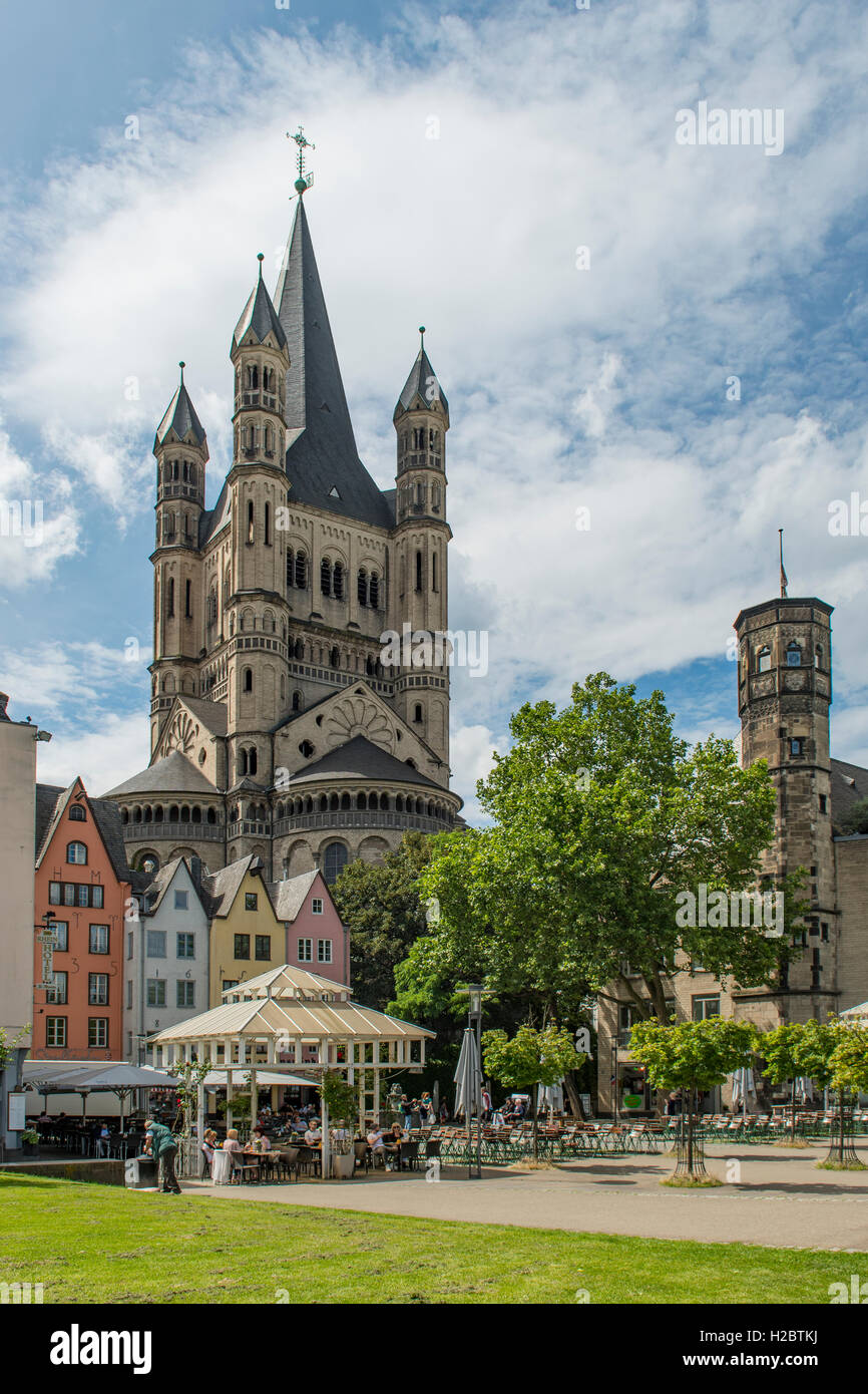 Grande St Martins Kirche, Colonia, Renania settentrionale-Vestfalia, Germania Foto Stock