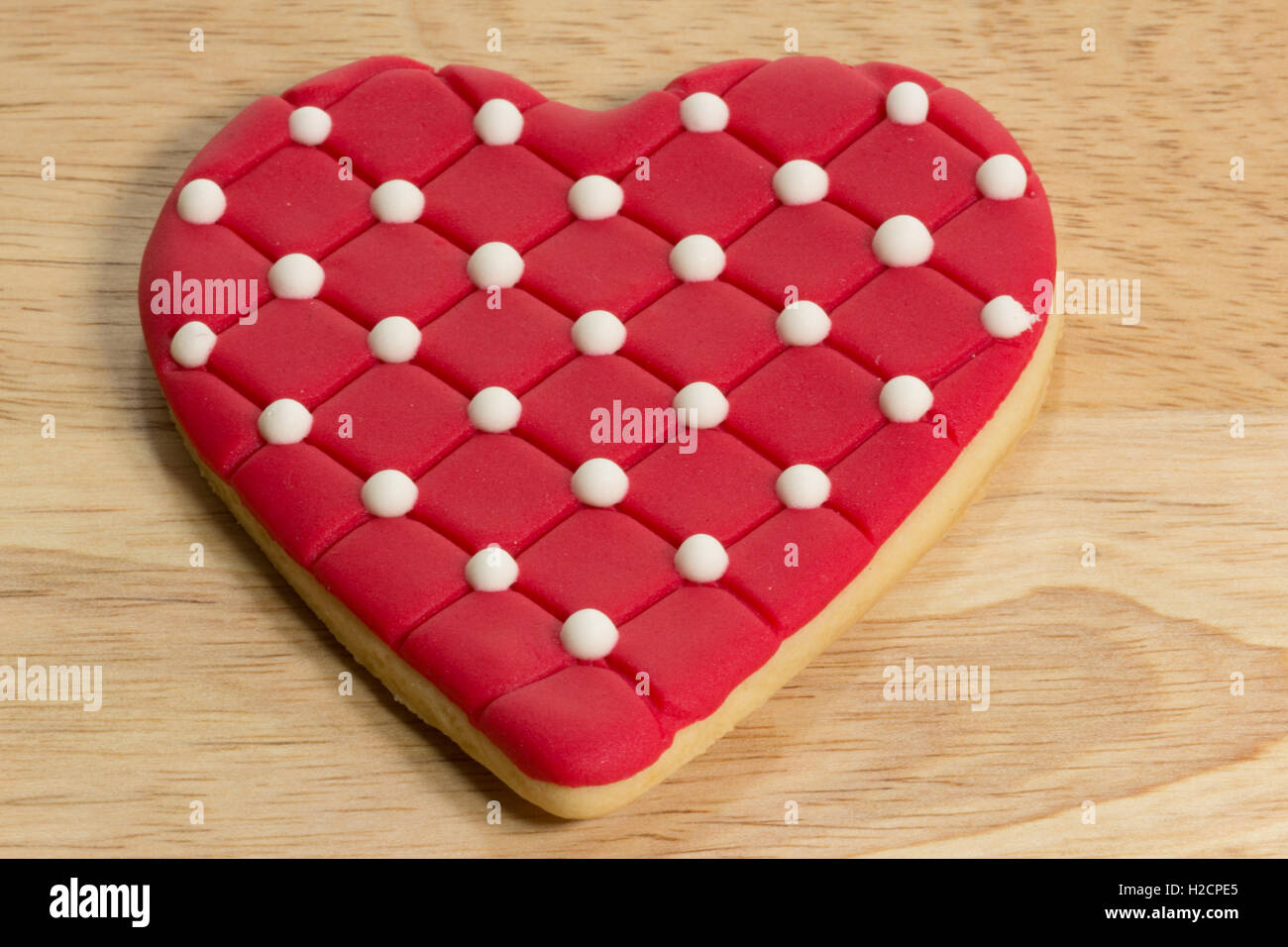 Fancy adorabile cuore i biscotti con la glassa reale Foto Stock