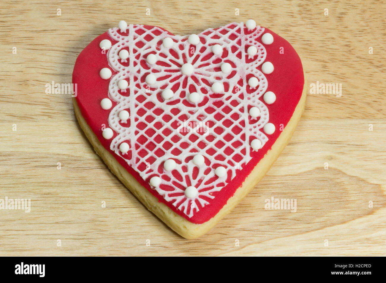 Fancy adorabile cuore i biscotti con la glassa reale Foto Stock