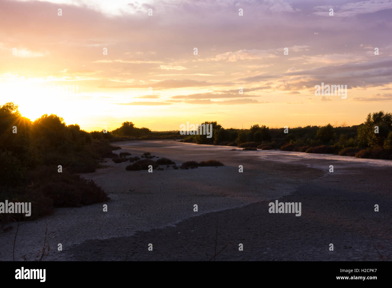 Tramonto nel campo di sale Foto Stock