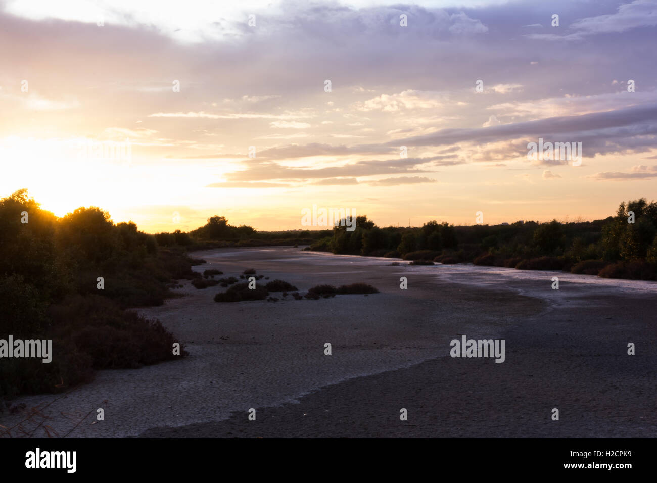 Tramonto nel campo di sale Foto Stock
