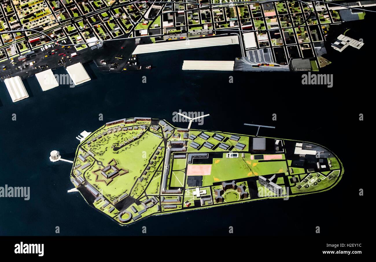 Queens, a New York, Stati Uniti d'America. Il 27 settembre, 2016. Una porzione del panorama della città di New York, che è sulla visione a lungo termine al Queens Museum. Originariamente concepito e costruito in legno, plastica e formica per il 1964 alla fiera mondiale di New York, il 9,335-piazza-piede modello è stato aggiornato periodicamente come lo skyline e architettura di New York i cinque boroughs hanno cambiato. © Brian Cahn/ZUMA filo/Alamy Live News Foto Stock Queens, a New York, Stati Uniti d'America. Il 27 settembre, 2016. Una porzione del panorama della città di New York, che è sulla visione a lungo termine al Queens Museum. Originariamente concepito e costruito in legno, plastica e formica per il 1964 alla fiera mondiale di New York, il 9,335-piazza-piede modello è stato aggiornato periodicamente come lo skyline e architettura di New York i cinque boroughs hanno cambiato. © Brian Cahn/ZUMA filo/Alamy Live News Foto Stock