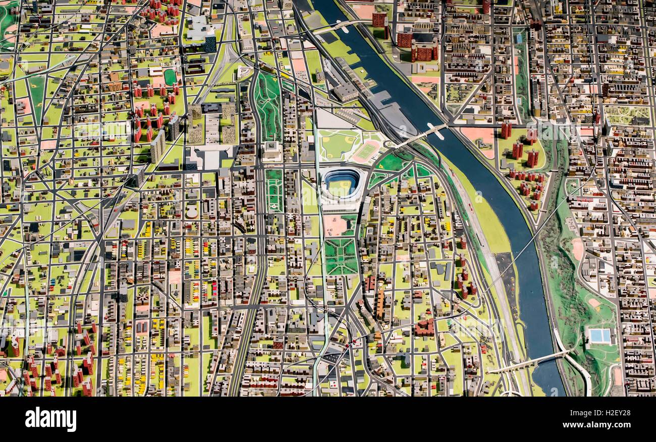 Queens, a New York, Stati Uniti d'America. Il 27 settembre, 2016. Una porzione del panorama della città di New York, che è sulla visione a lungo termine al Queens Museum. Originariamente concepito e costruito in legno, plastica e formica per il 1964 alla fiera mondiale di New York, il 9,335-piazza-piede modello è stato aggiornato periodicamente come lo skyline e architettura di New York i cinque boroughs hanno cambiato. © Brian Cahn/ZUMA filo/Alamy Live News Foto Stock Queens, a New York, Stati Uniti d'America. Il 27 settembre, 2016. Una porzione del panorama della città di New York, che è sulla visione a lungo termine al Queens Museum. Originariamente concepito e costruito in legno, plastica e formica per il 1964 alla fiera mondiale di New York, il 9,335-piazza-piede modello è stato aggiornato periodicamente come lo skyline e architettura di New York i cinque boroughs hanno cambiato. © Brian Cahn/ZUMA filo/Alamy Live News Foto Stock