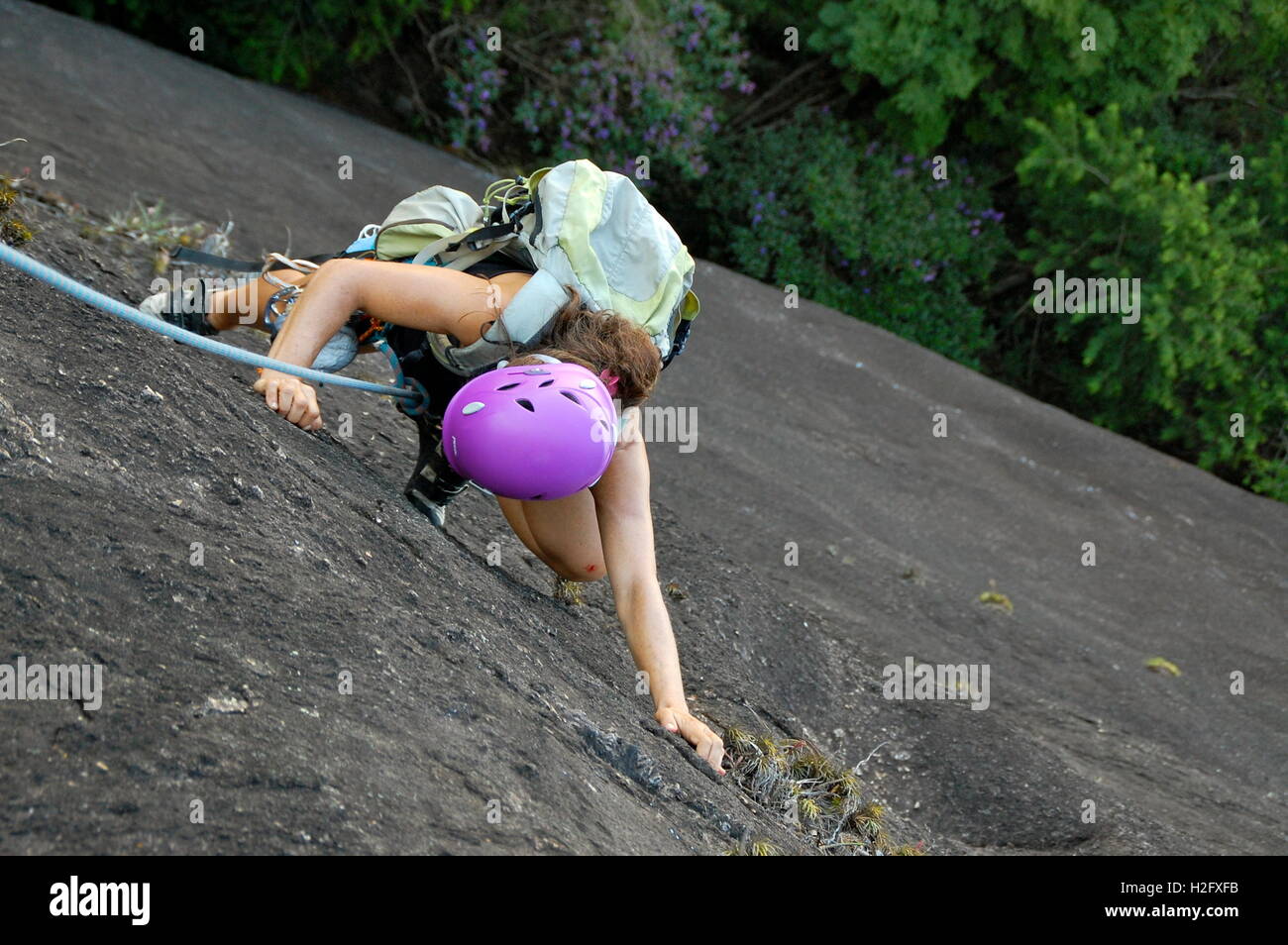 Donna Rock Climbing Foto Stock