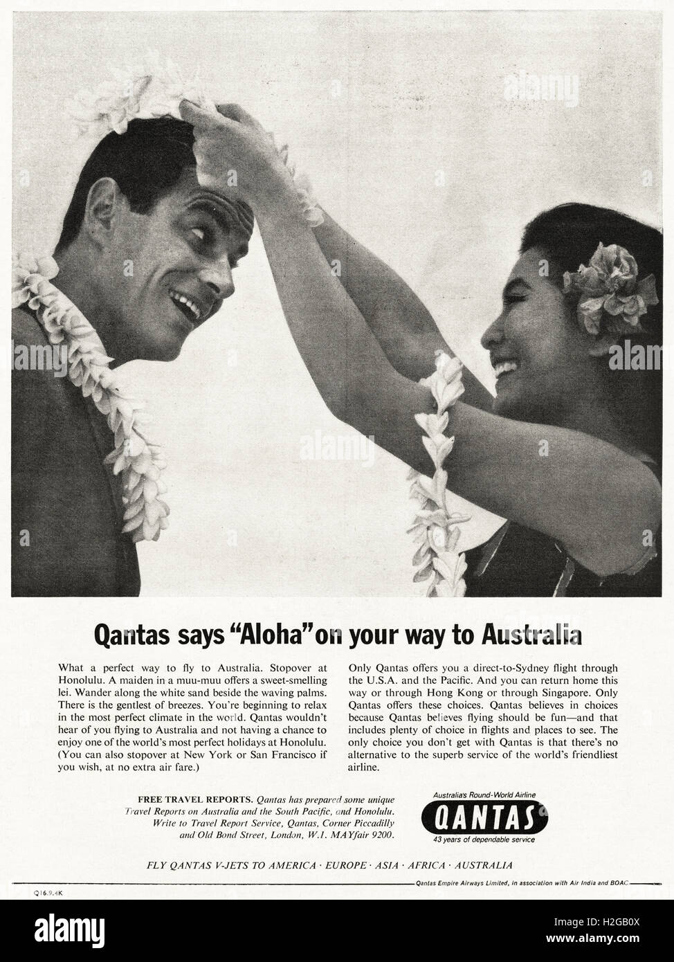 Originale vecchia vintage anni Sessanta magazine annuncio datato 1964. Pubblicità Pubblicità Qantas compagnia australiana Foto Stock