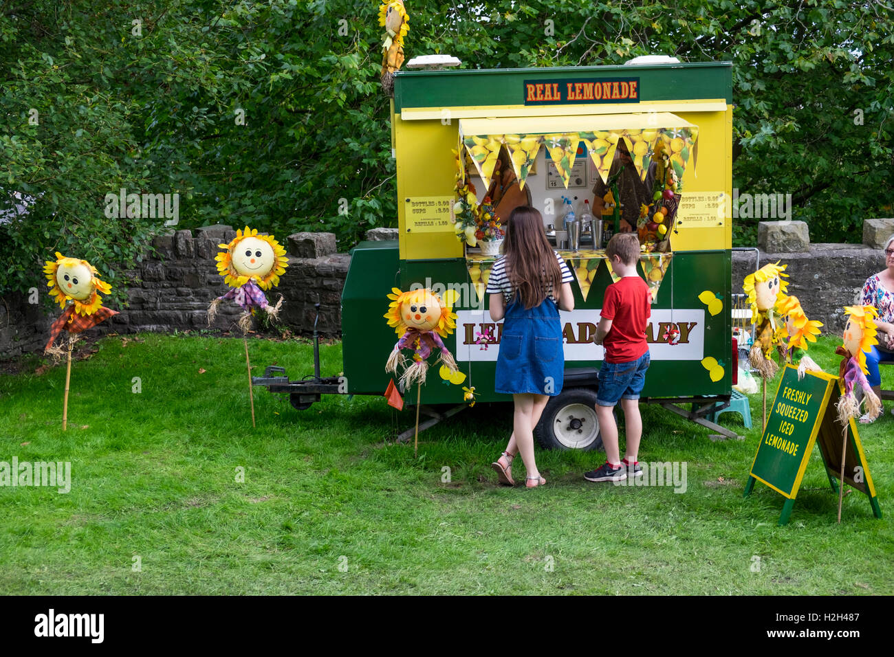 Limonata reale stallo, Abergavenny Food Festival, Monmouthshire, South Wales, Regno Unito Foto Stock