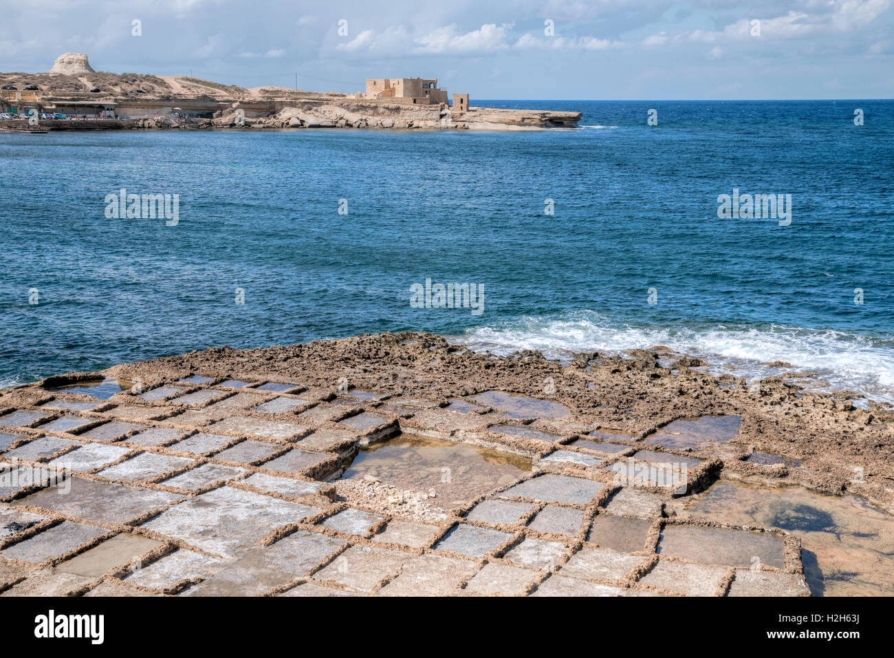Qbajjar Bay, saline, Gozo, Malta Foto Stock