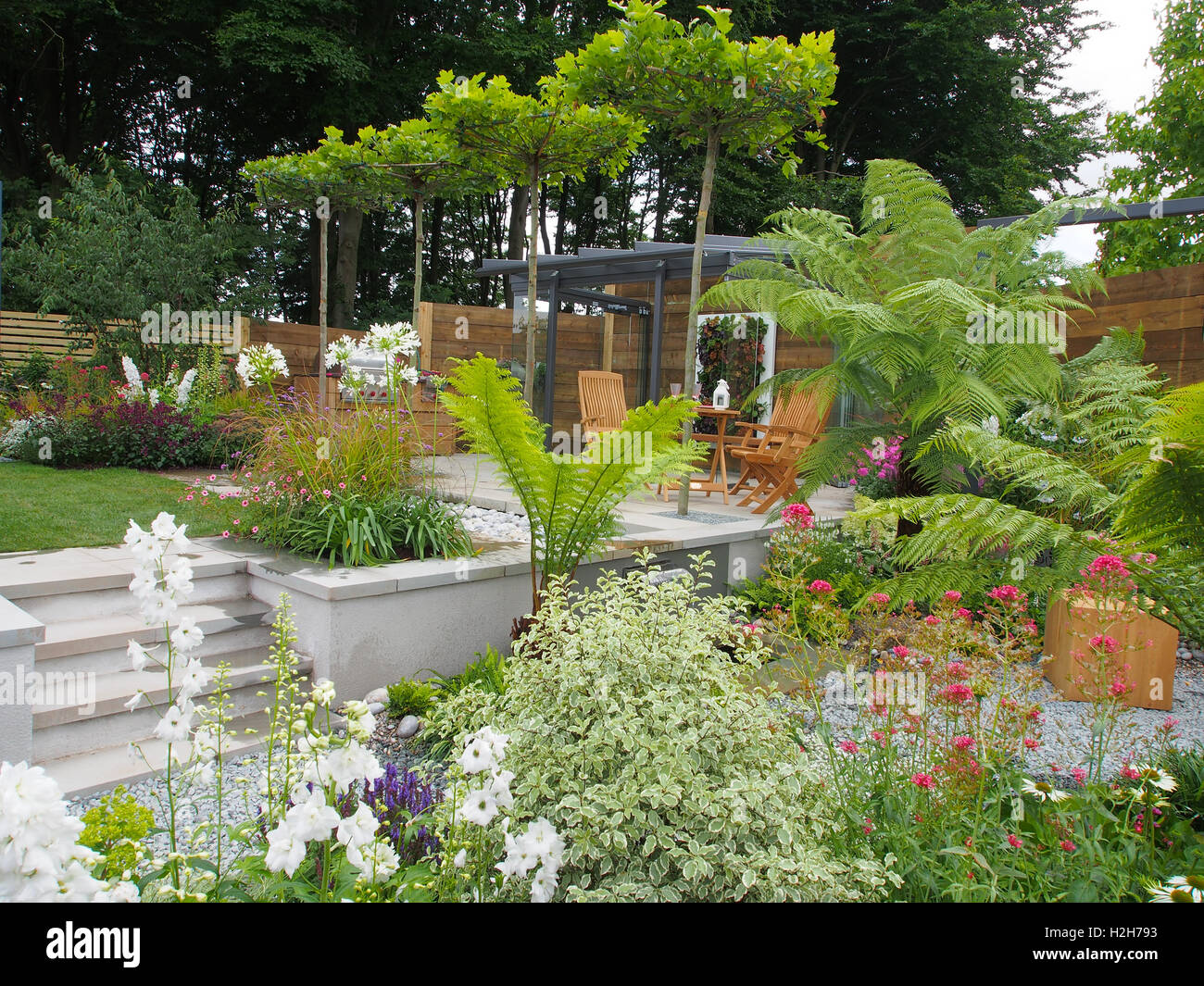 Mostra visualizza giardino a Tatton Park Flower Show, Cheshire, Regno Unito, 2016. Foto Stock