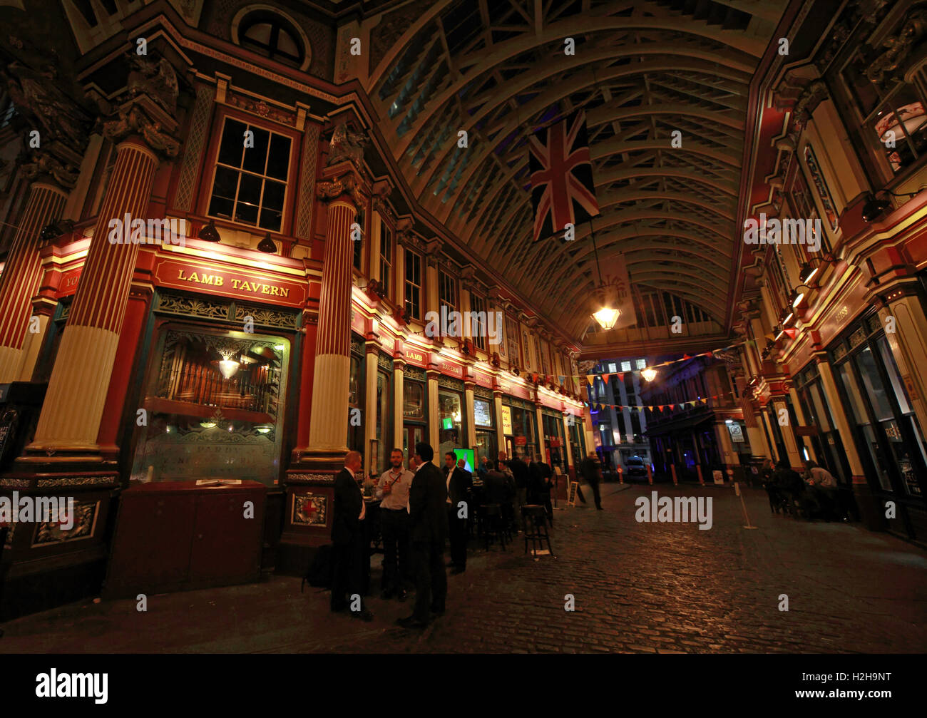 Mercato Leadenhall di notte,città di Londra,l'Inghilterra,UK - Panorama Foto Stock