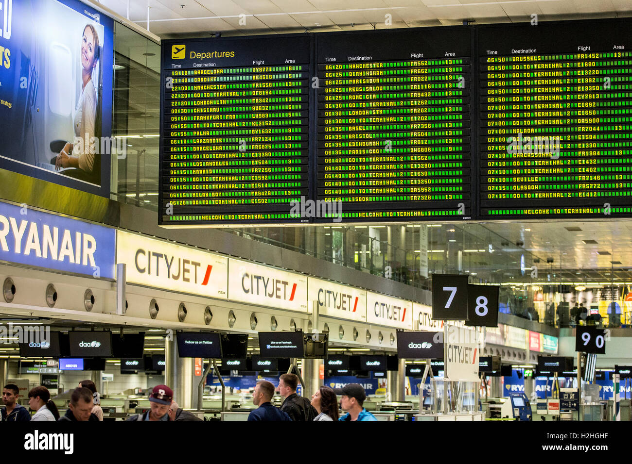 Elenco di volo scheda Partenze Aeroporto Dublino Foto Stock