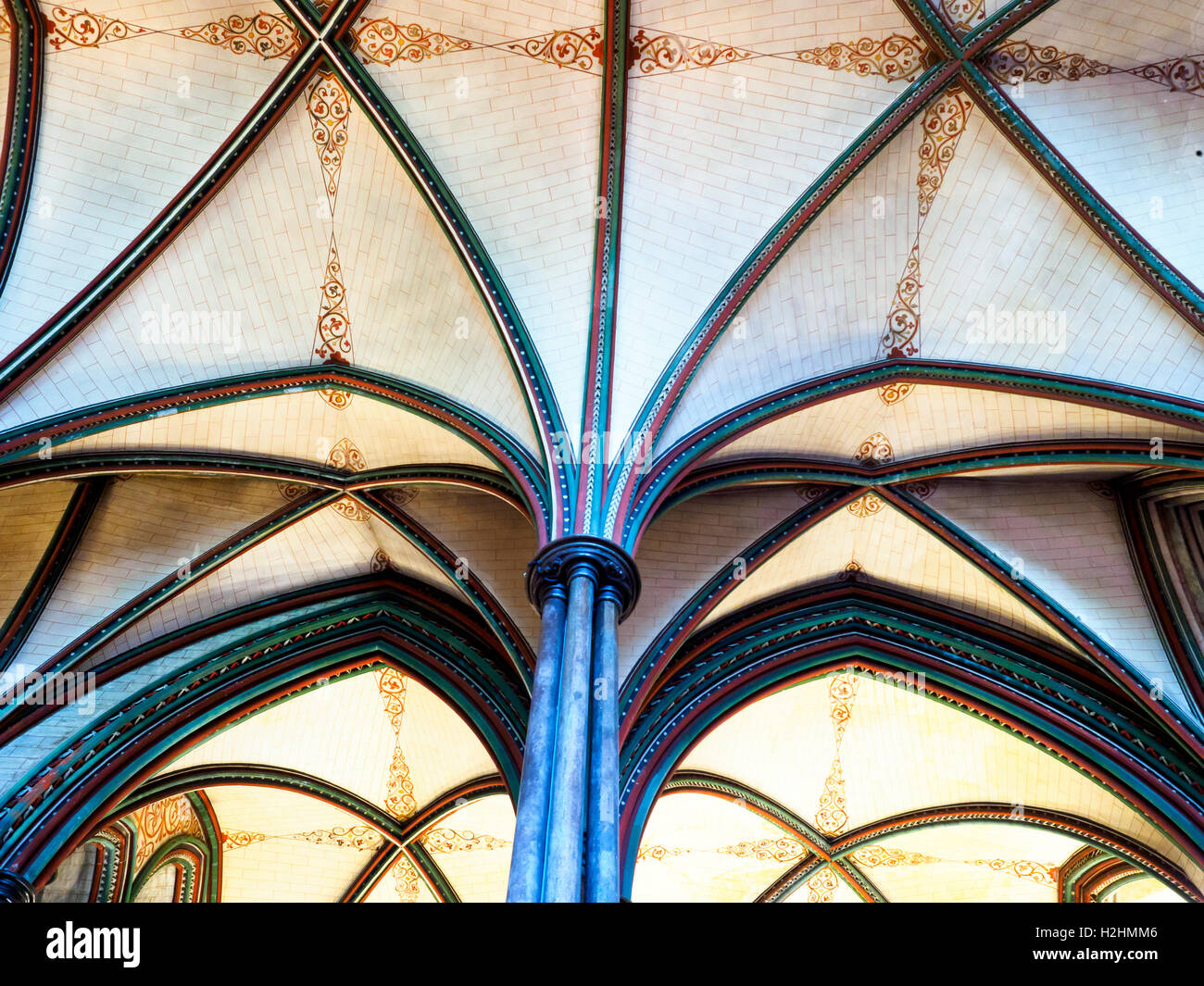 La Cattedrale di Salisbury o chiesa cattedrale della Beata Vergine Maria - Wiltshire, Inghilterra Foto Stock