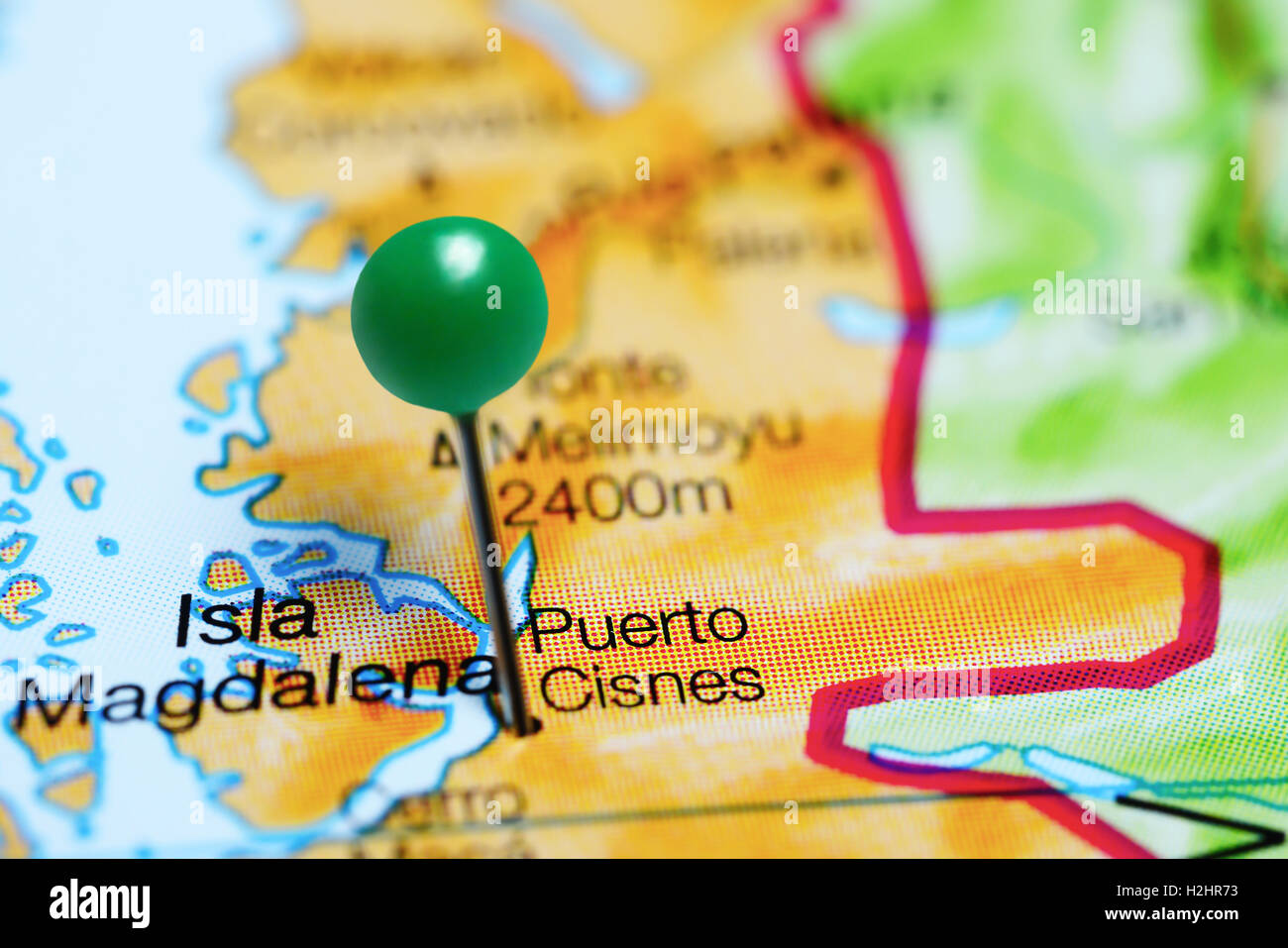 Puerto Cisnes imperniata su una mappa del Cile Foto Stock