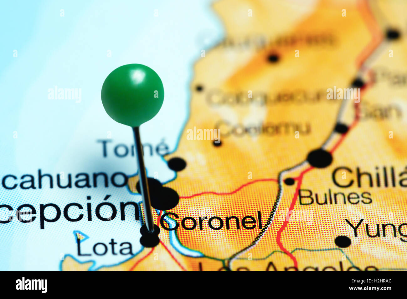 Coronel imperniata su una mappa del Cile Foto Stock