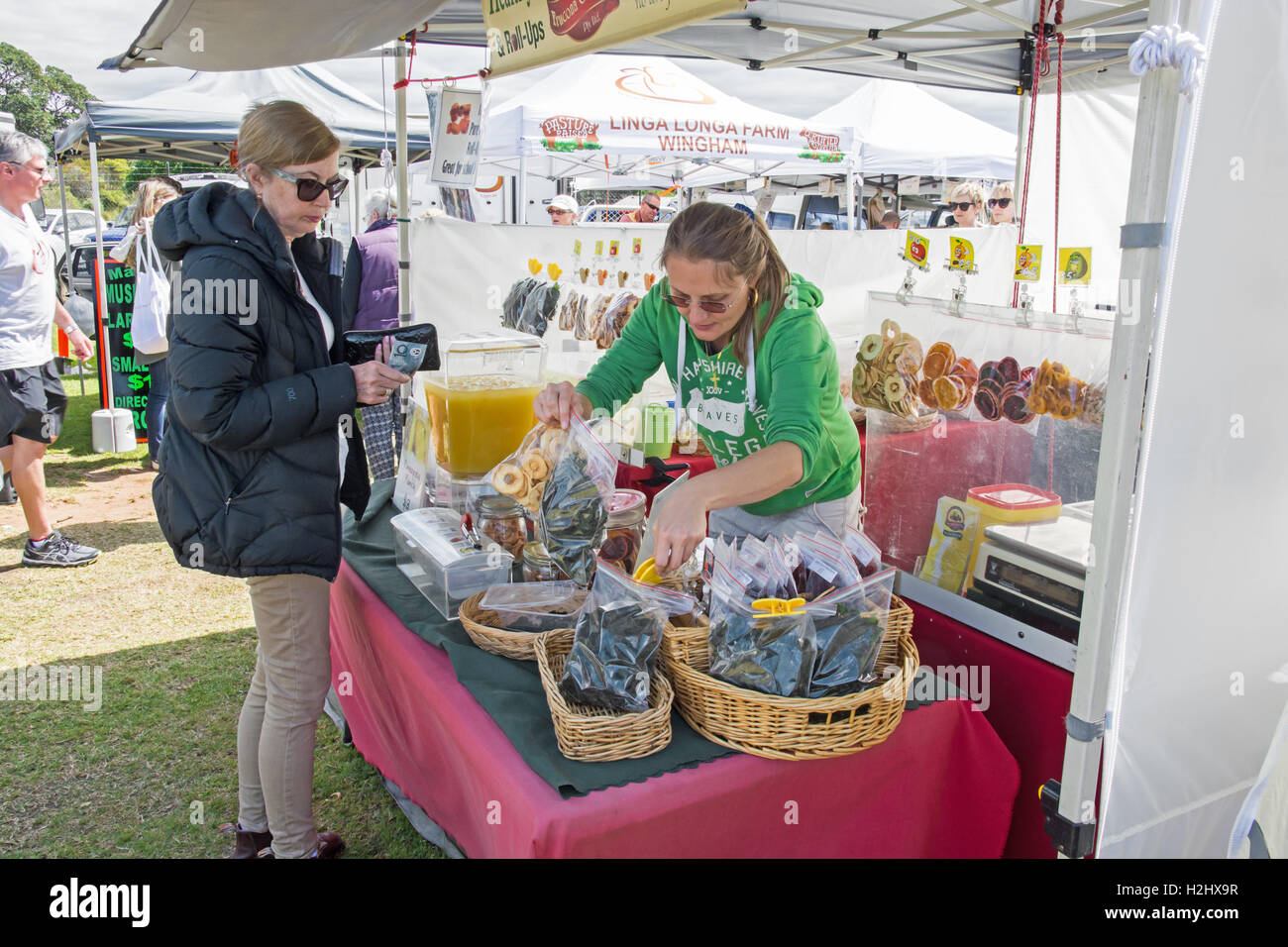 Le spiagge organici e cibi freschi al mercato Warriewood. Sydney Australia. Foto Stock