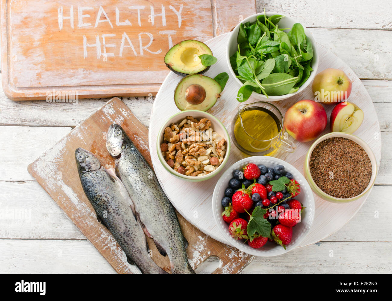 Migliori alimenti per il cuore sano. Vista superiore Foto Stock