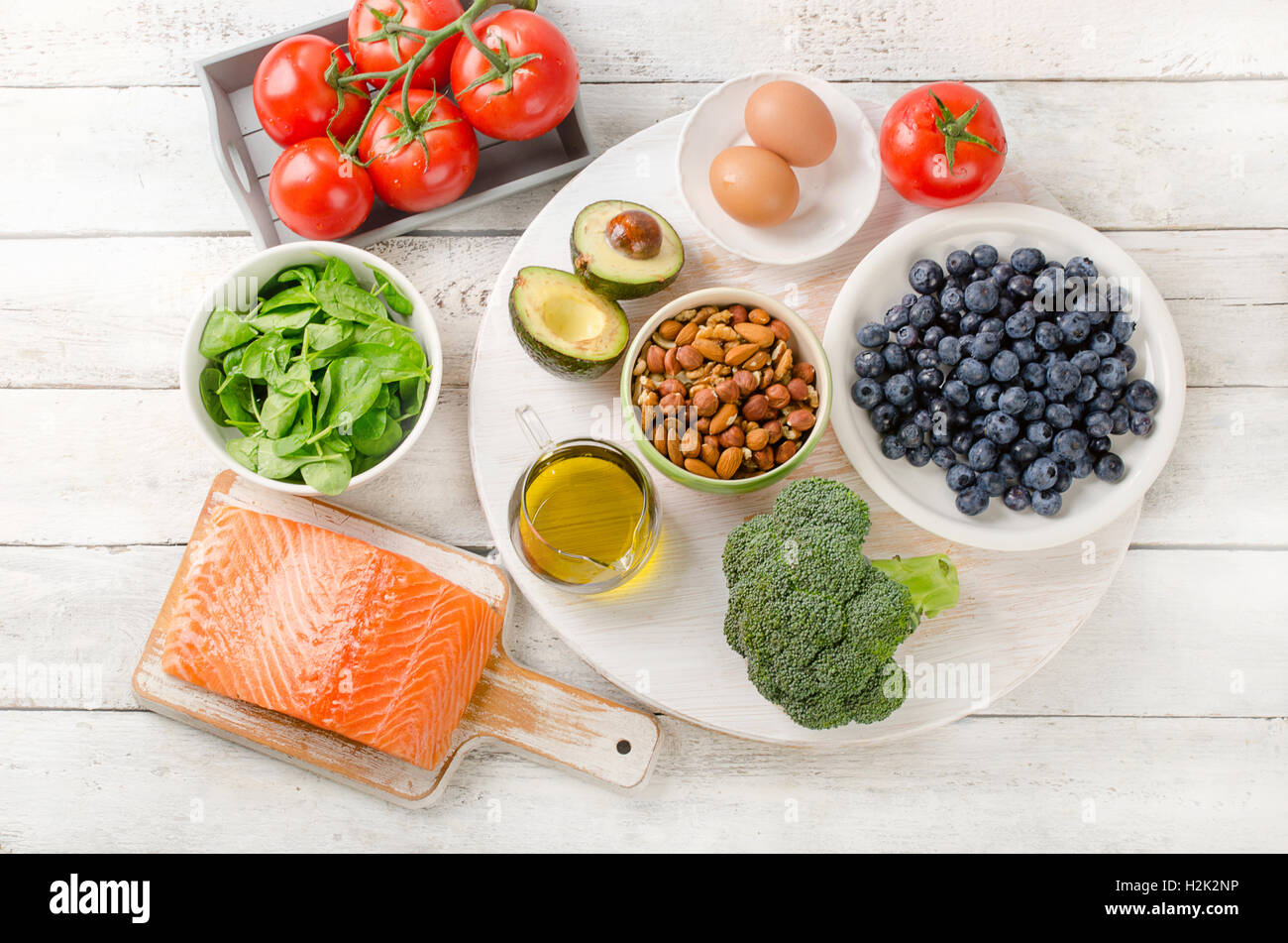 Gli alimenti per il tuo cervello. Concetto. Vista superiore Foto Stock