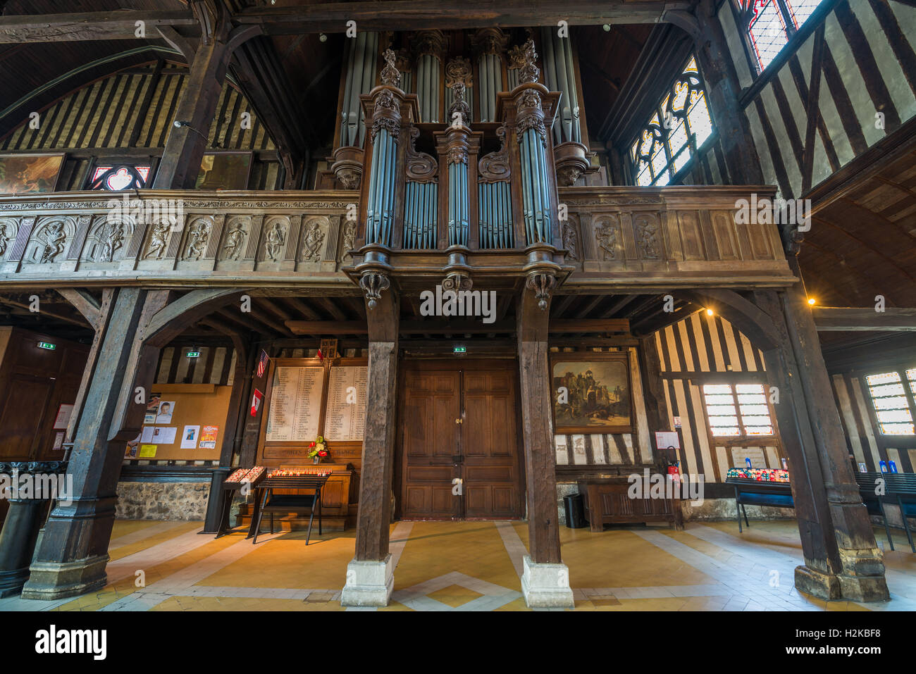 Interni in legno della chiesa Santa Caterina in Honfleur, Francia, Normandia, UE, l'Europa. Foto Stock