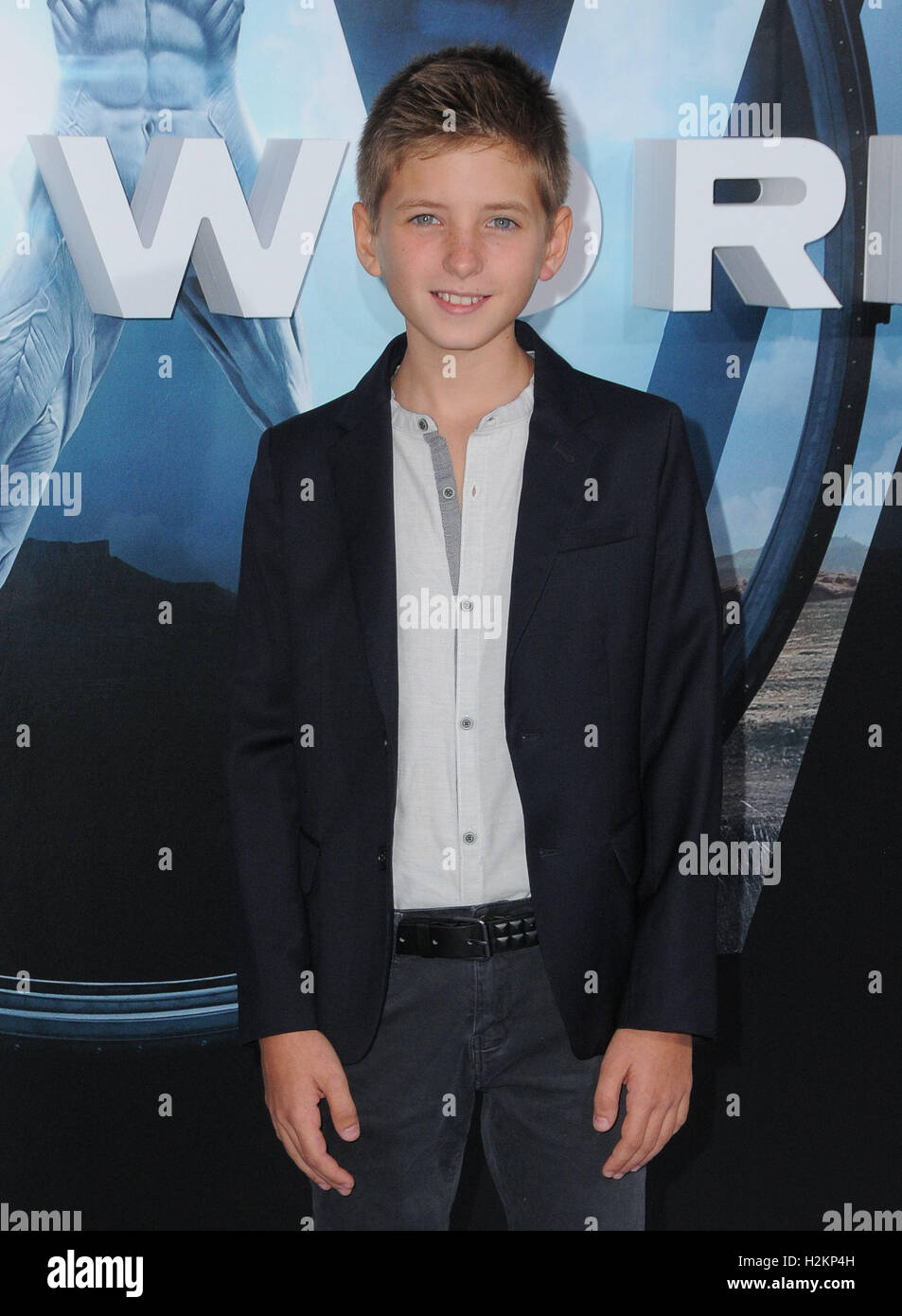 Hollywood, CA, Stati Uniti d'America. 28 Sep, 2016. 28 Settembre 2016 - Hollywood, California. Oliver Bell. Los Angeles premiere di HBO della nuova serie di dramma ''Westworld'" tenutasi presso la leva TCL Teatro Cinese. Photo credit: Birdie Thompson/AdMedia Credito: Birdie Thompson/AdMedia/ZUMA filo/Alamy Live News Foto Stock