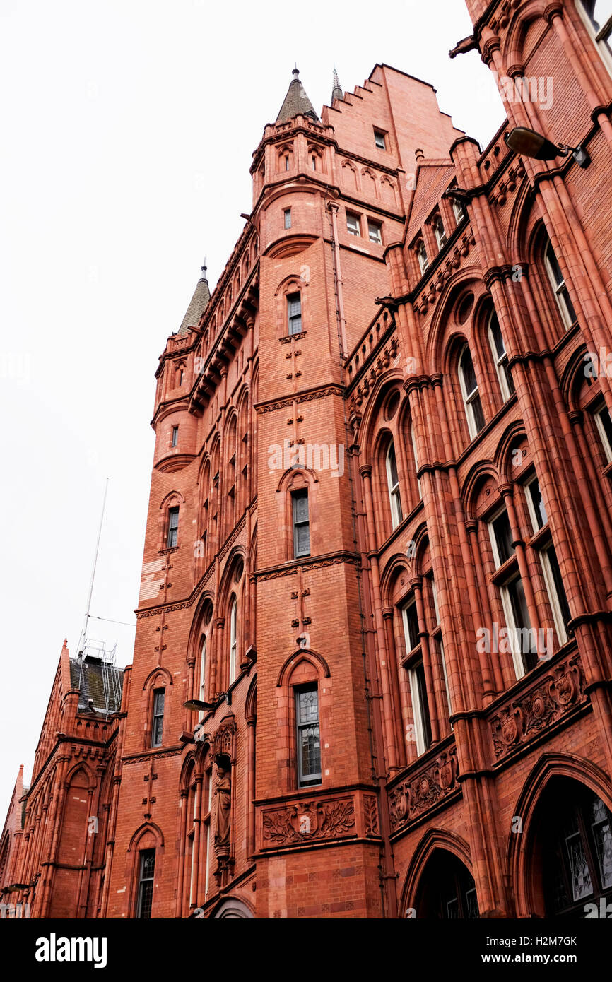 Holborn Barre degli eventi in High Holborn Londra e precedentemente Prudential Assurance Company HQ UK Foto Stock