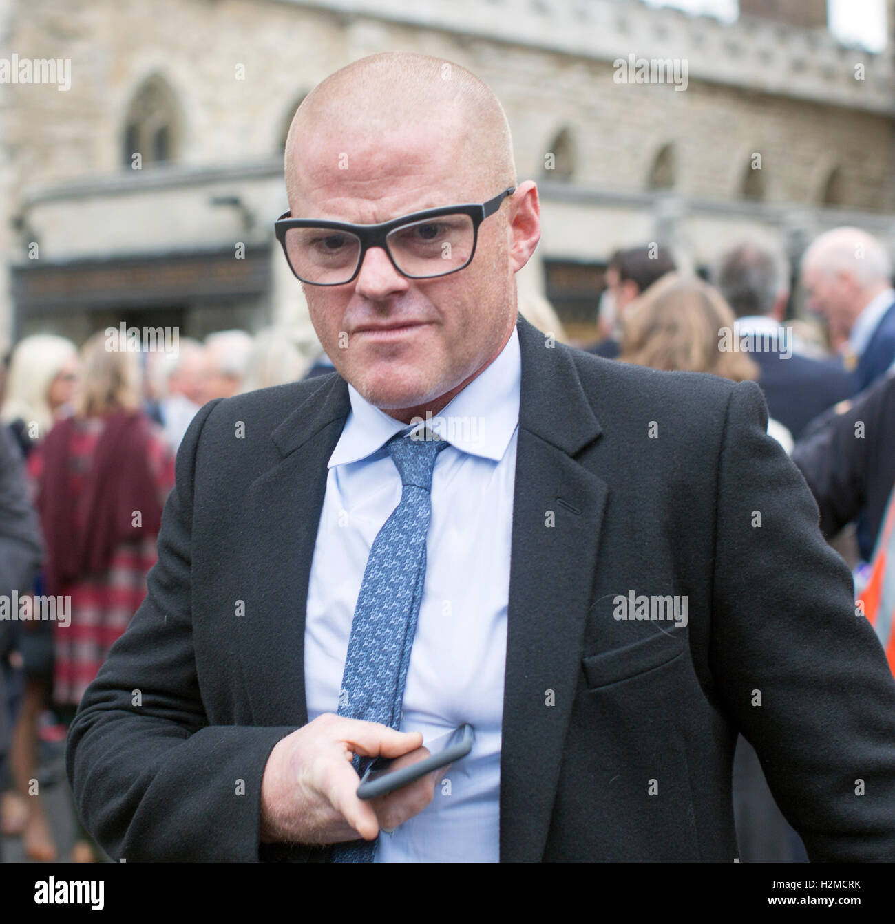 Pic mostra: Sir Terry Wogan memorial presso l Abbazia di Westminster stelle del piccolo schermo si è rivelato in vigore. Heston Blumenthal Pic Foto Stock