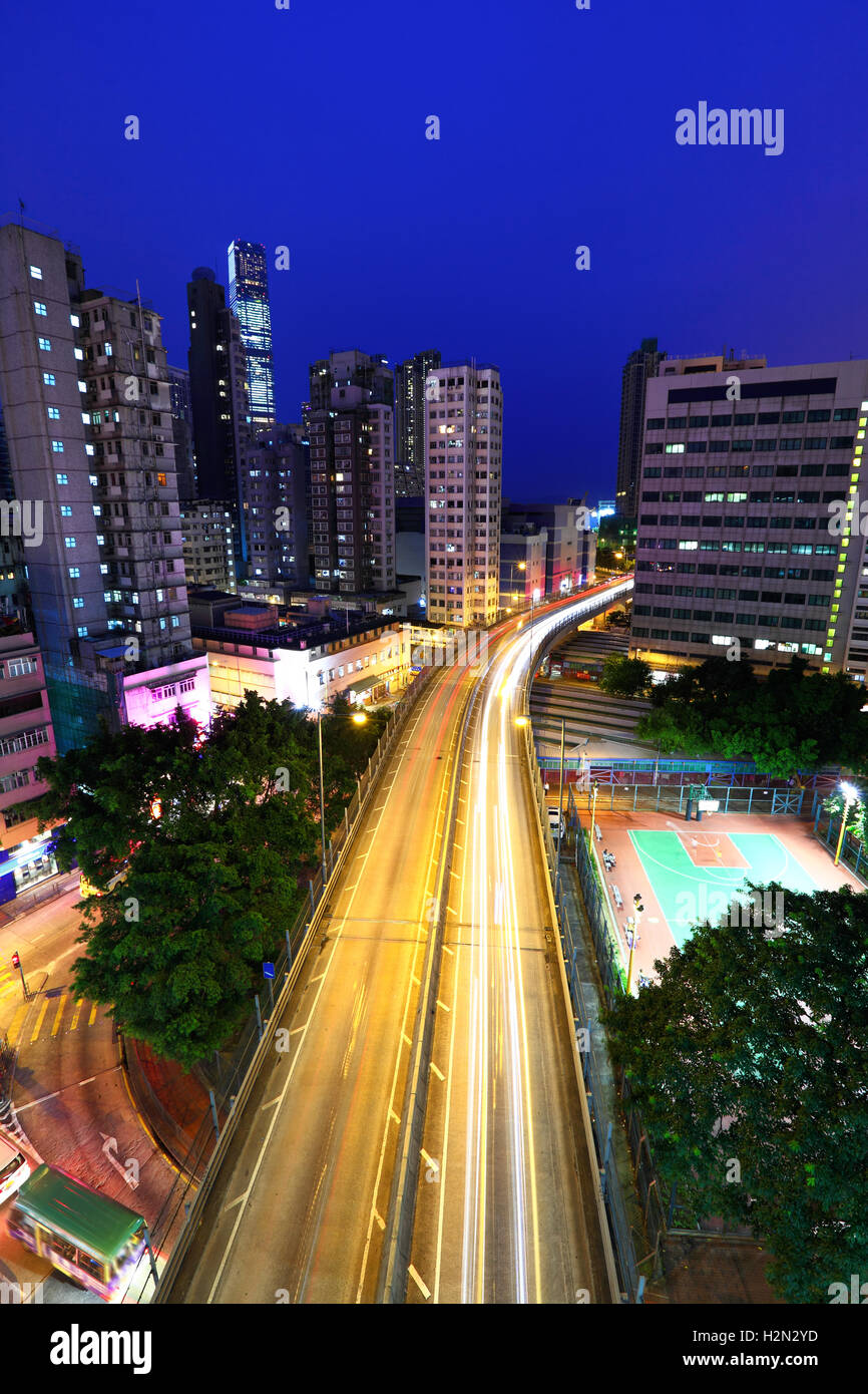 Autostrada in città Foto Stock