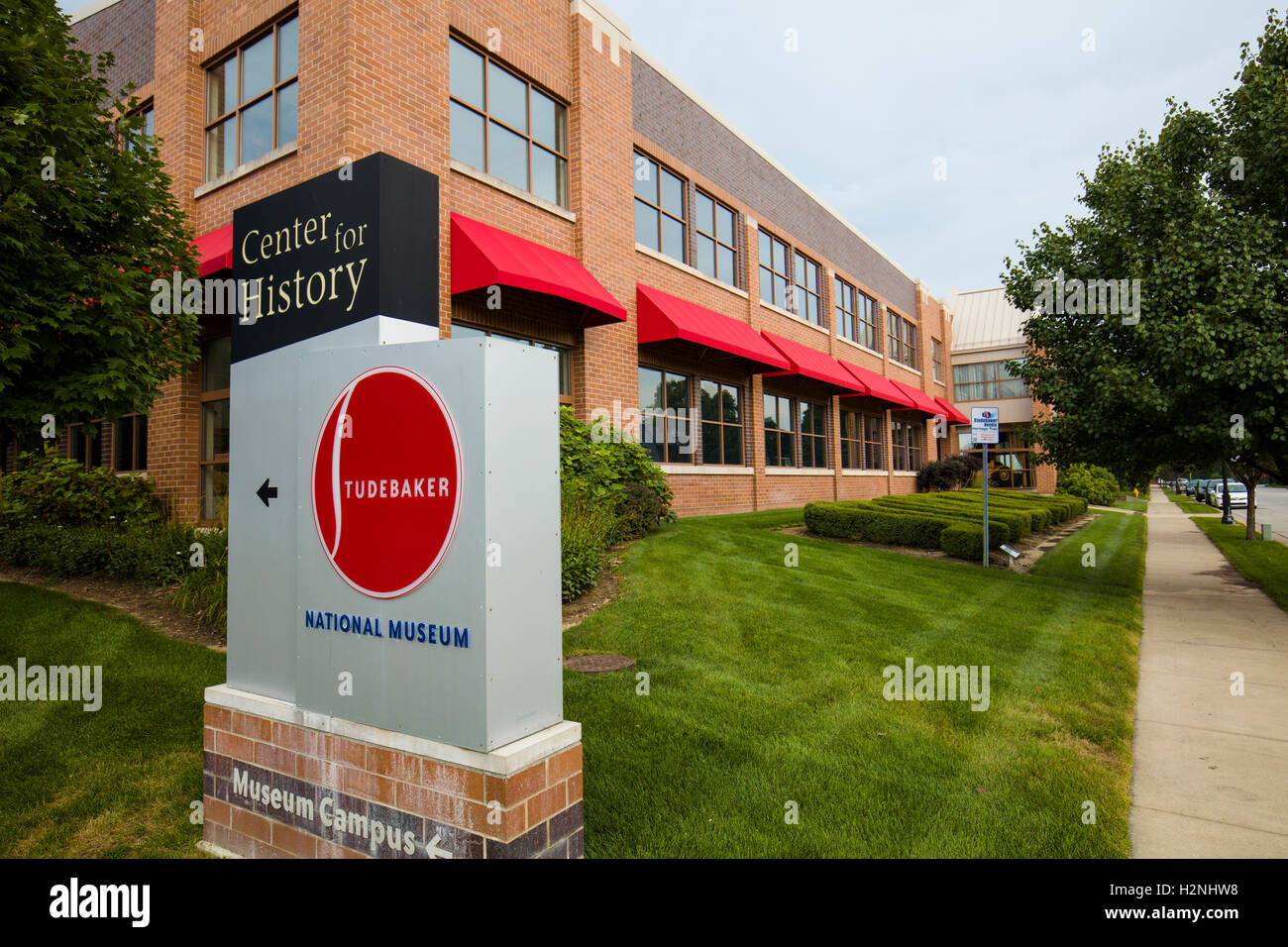 Al di fuori di Studebaker National Museum di South Bend Indiana Foto Stock