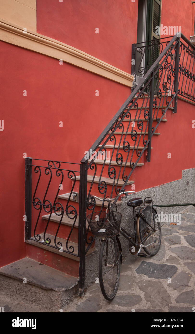 Una scala tradizionale a Monterosso Al Mare, le Cinque Terre, Settembre Foto Stock