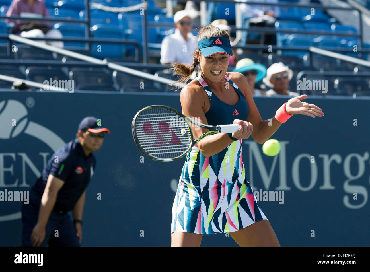 Ana Ivanovic (SRB) competere nel 2016 US Open Foto Stock