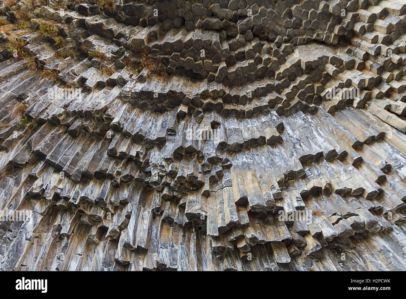 Colonne di basalto conosciuta come sinfonia di pietre in Armenia. Foto Stock