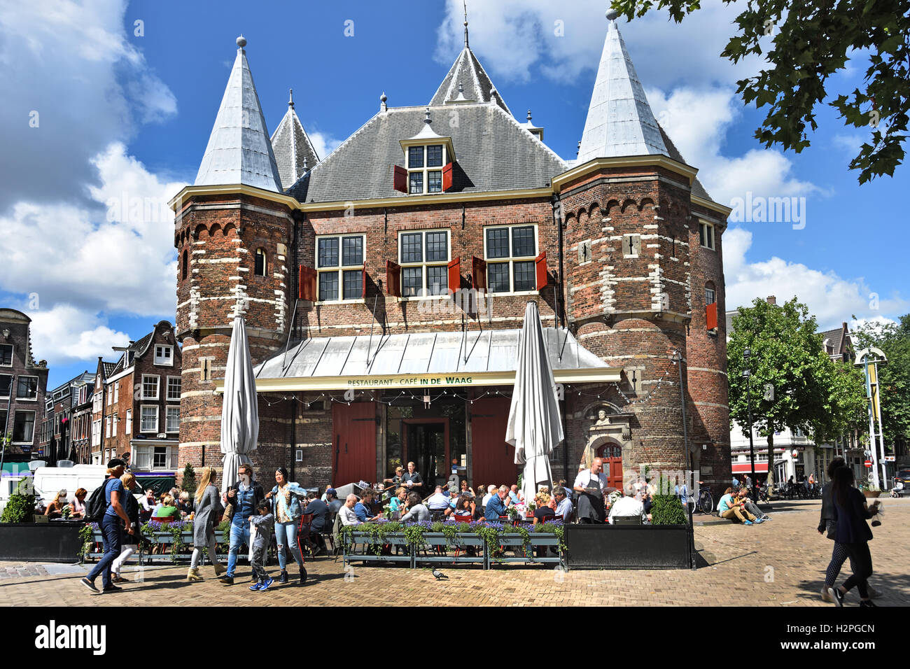 De Waag Nieuwmarkt Amsterdam cafe ristorante bar pub Paesi Bassi Foto Stock