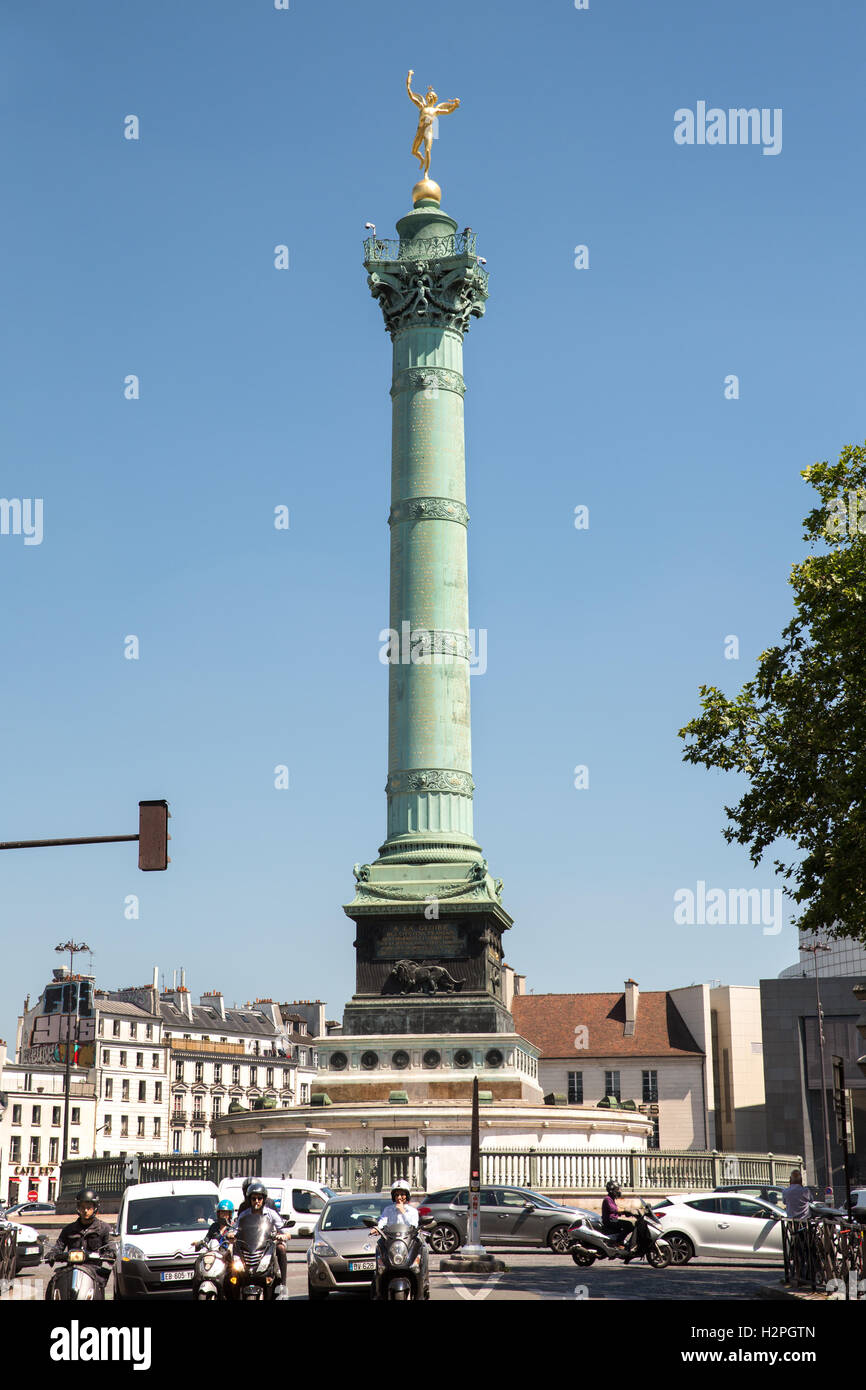 Place de la Bastille e Place de la Bastille Il monumento di Parigi, Francia Foto Stock