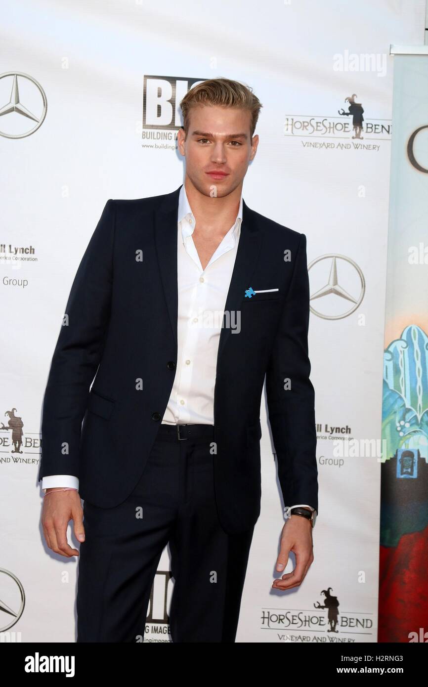 Avalon, CA. 1 Ott 2016. Matteo Noszka di presenze per Catalina Film Festival 2016 - SAT, Isola di Santa Catalina, Avalon, CA Ottobre 1, 2016. Credito: Priscilla concedere/Everett raccolta/Alamy Live News Foto Stock