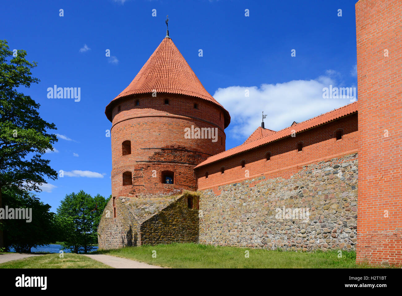 Trakai Island Castle, sul Lago di Galve, Lituania Foto Stock