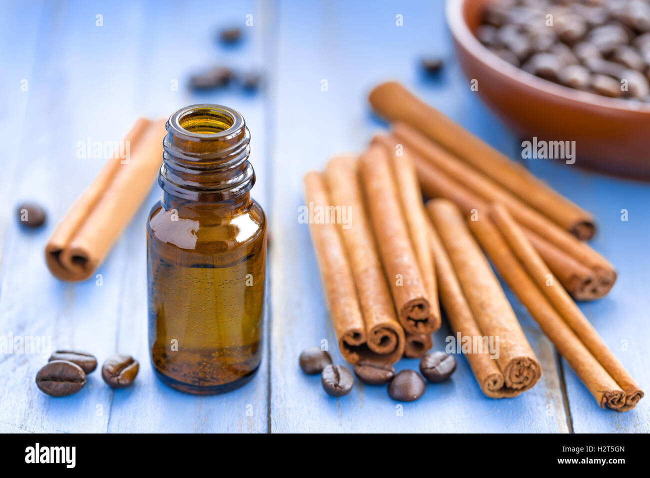 Olio di cannella Foto Stock