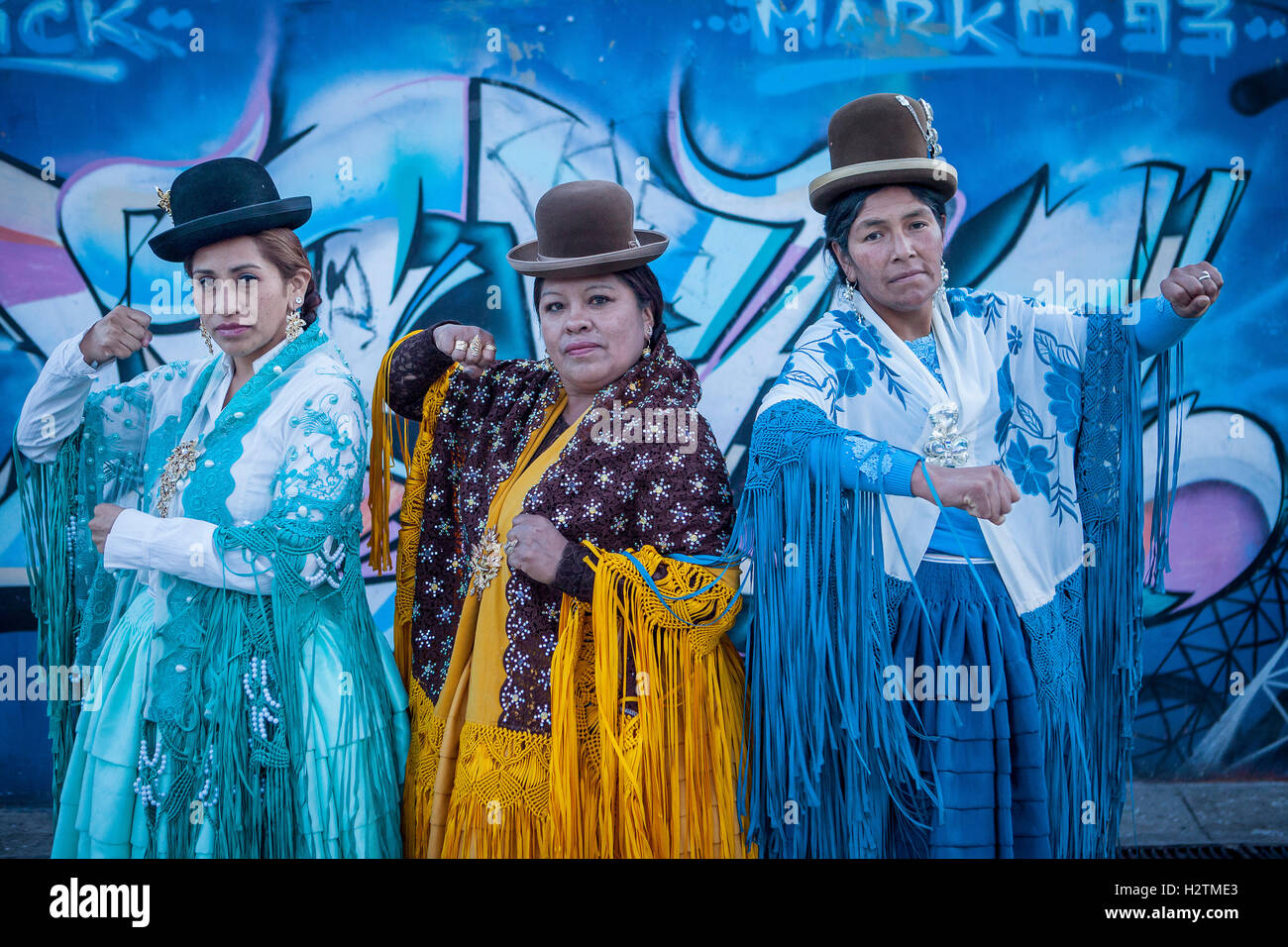 A sinistra Benita la Intocable , in mezzo Angela la folclorista e a destra Dina, cholitas femmine lottatori, El Alto, La Pa Foto Stock
