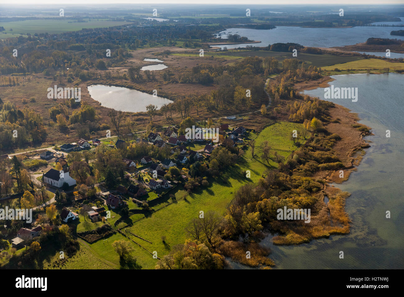 Fotografia aerea, Rechlin, Mecklenburg pianura pianura piena di laghi, Meclemburgo-Pomerania Occidentale, Germania Europa antenna Foto Stock