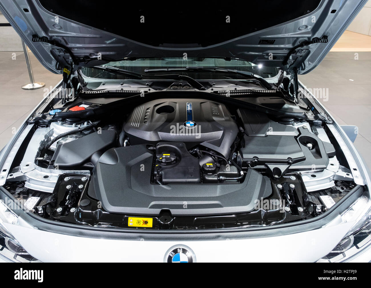 Vista della BMW eDrive motore elettrico al Paris Motor Show 2016 Foto Stock