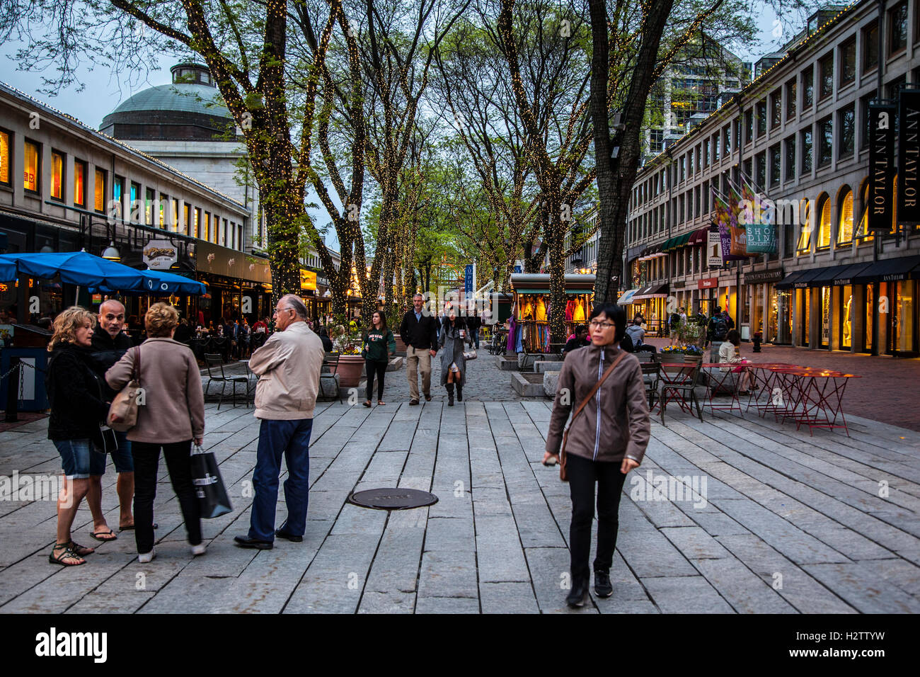 Visitare la gente famosa Quincy Market, Boston Foto Stock