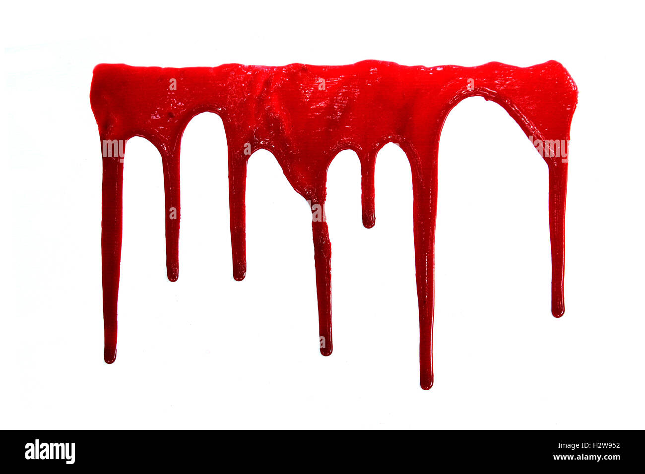 Impostare 8 goccia di sangue e la macchia di sangue isolato su sfondo bianco per contenuti horror. Foto Stock