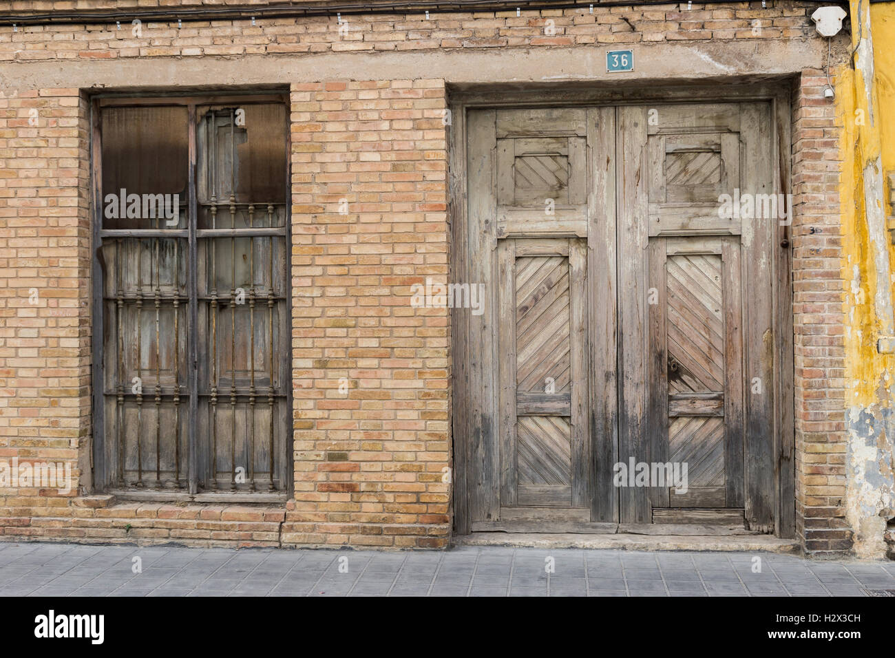 Vecchia porta di legno Foto Stock