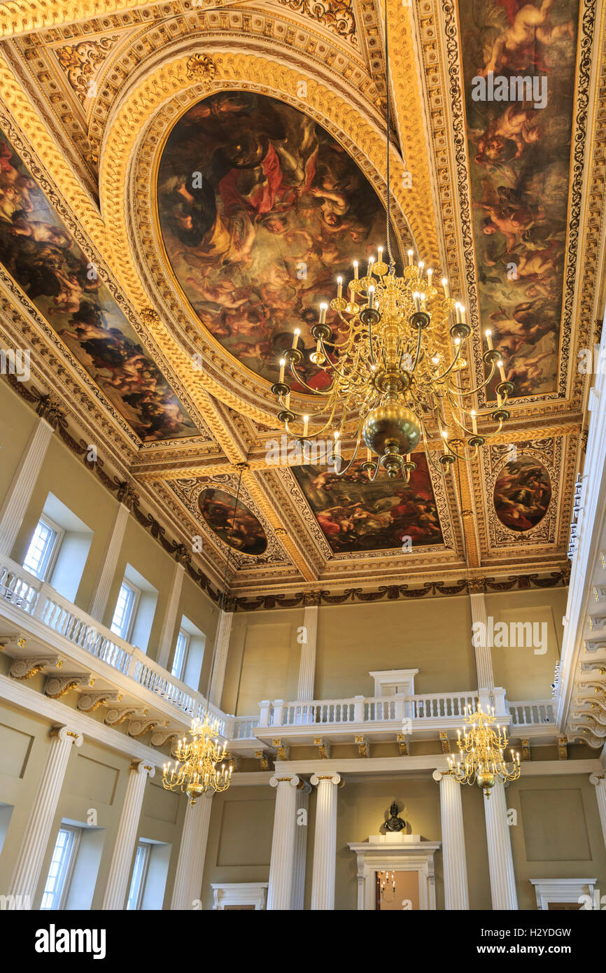 Sala Banchetti e il soffitto dipinto da Peter Paul Rubens, Banqueting House di Whitehall, Londra Foto Stock