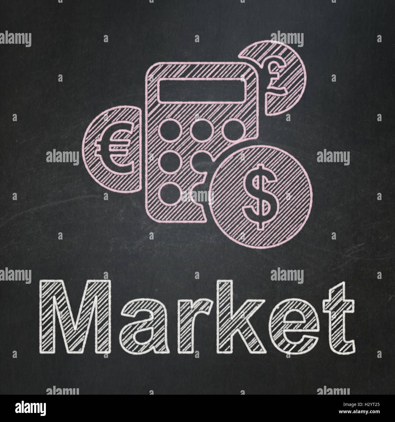Concetto di finanza: calcolatrice e mercato sulla lavagna sfondo Foto Stock