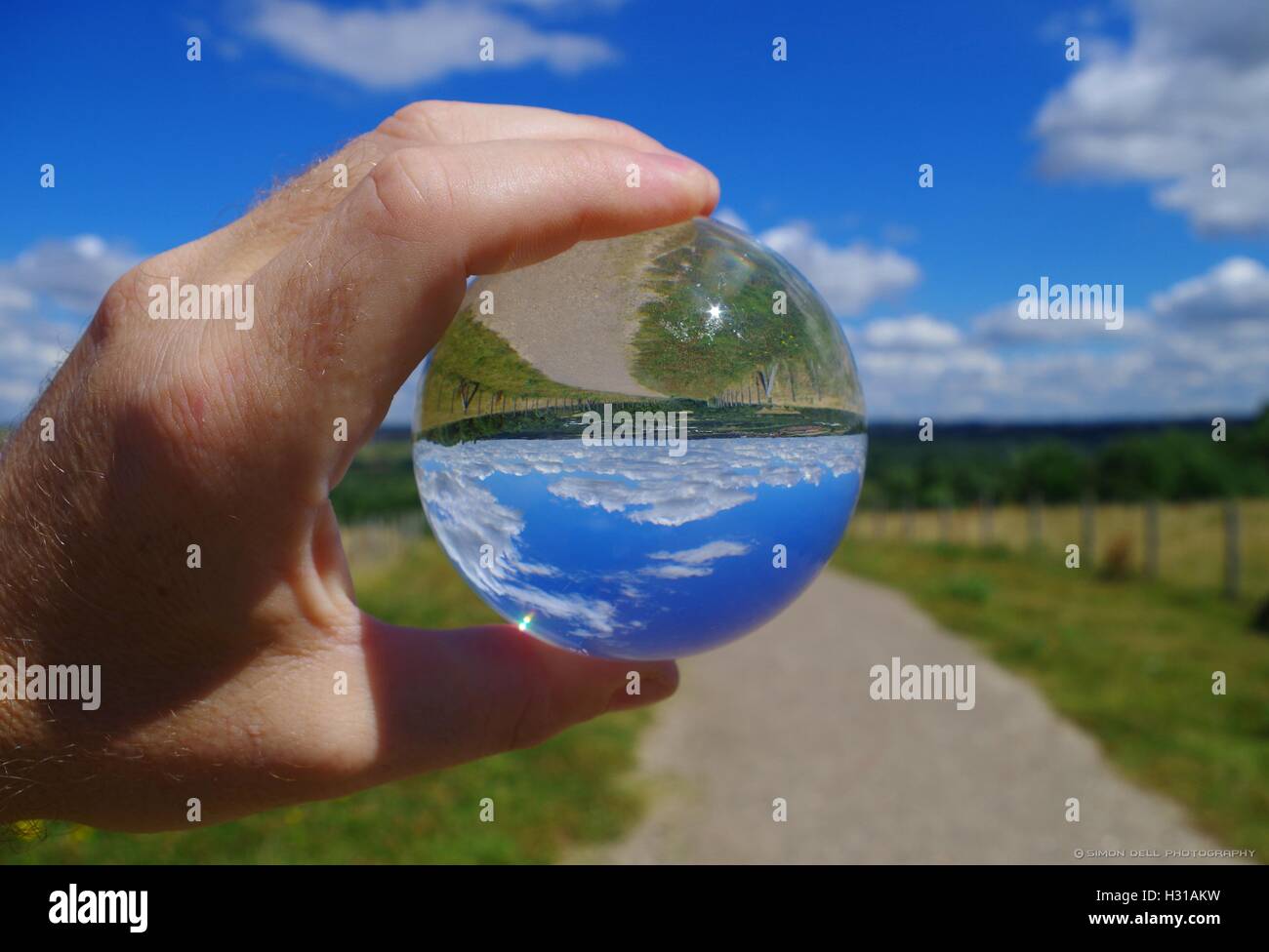 Sfera di cristallo fotografia paesaggio Sheffield shirebrook valley Foto Stock